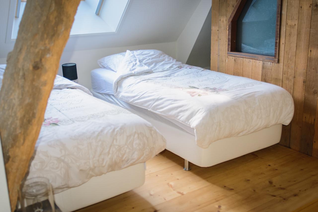 Bed and Breakfast Unia Zathe Ee Exteriér fotografie